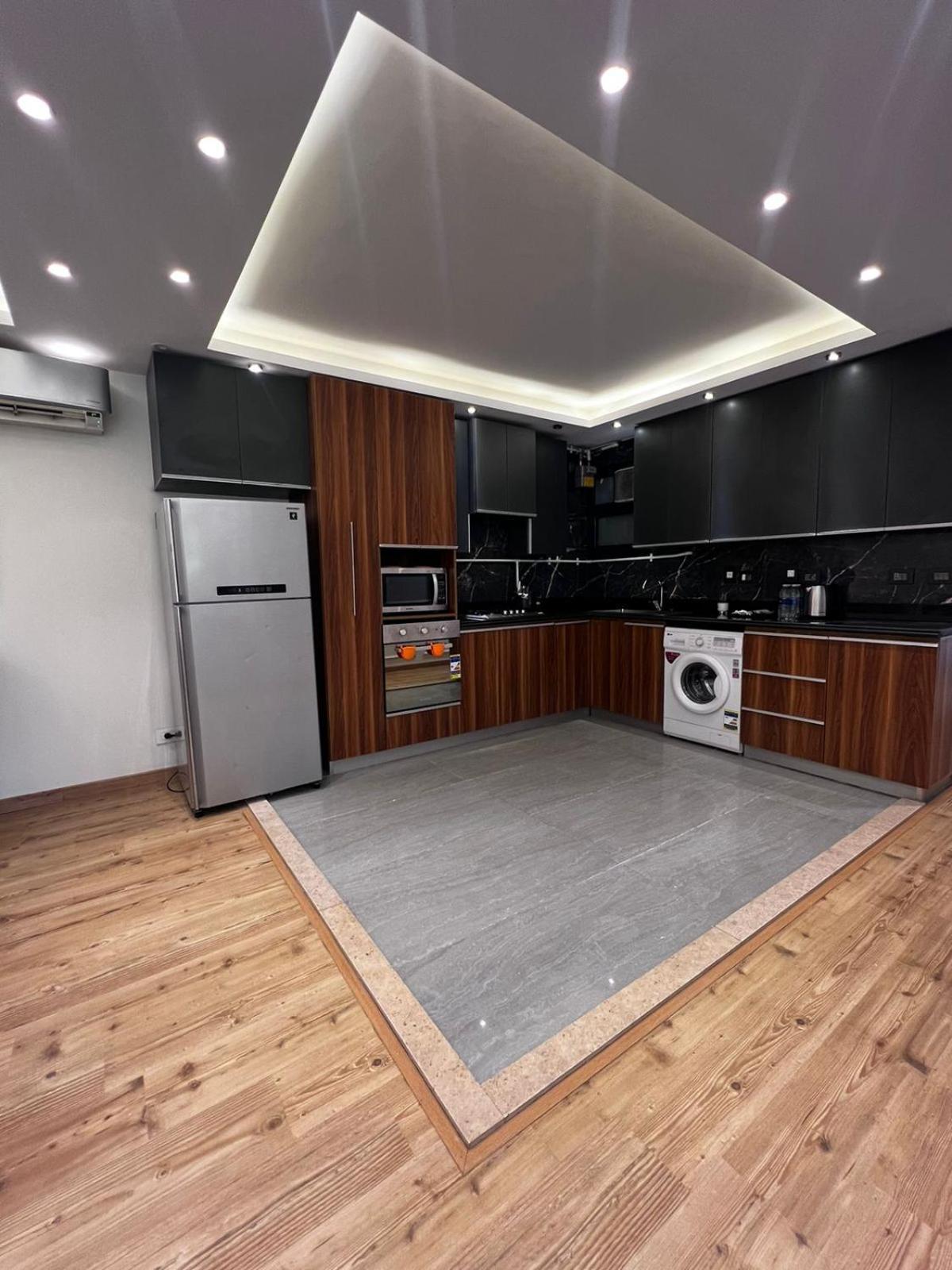 New Luxury With Privat Garden